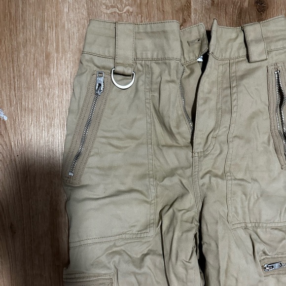 Aritzia pant - Picture 1 of 4